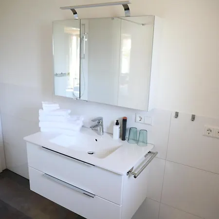 Gadenhaus-fuer Ferien&business Am Bodensee Daire Singen